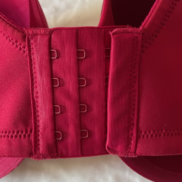 Vanity Fair Red Bra - Picture 3 of 4